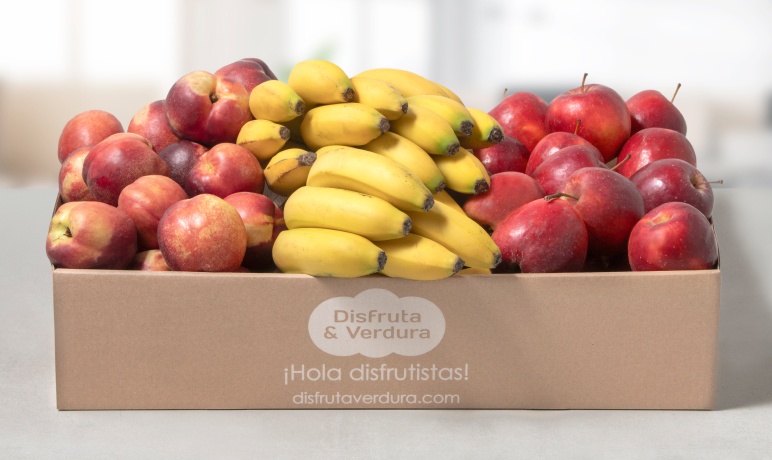 Cesta de fruta para oficina de tres variedades
